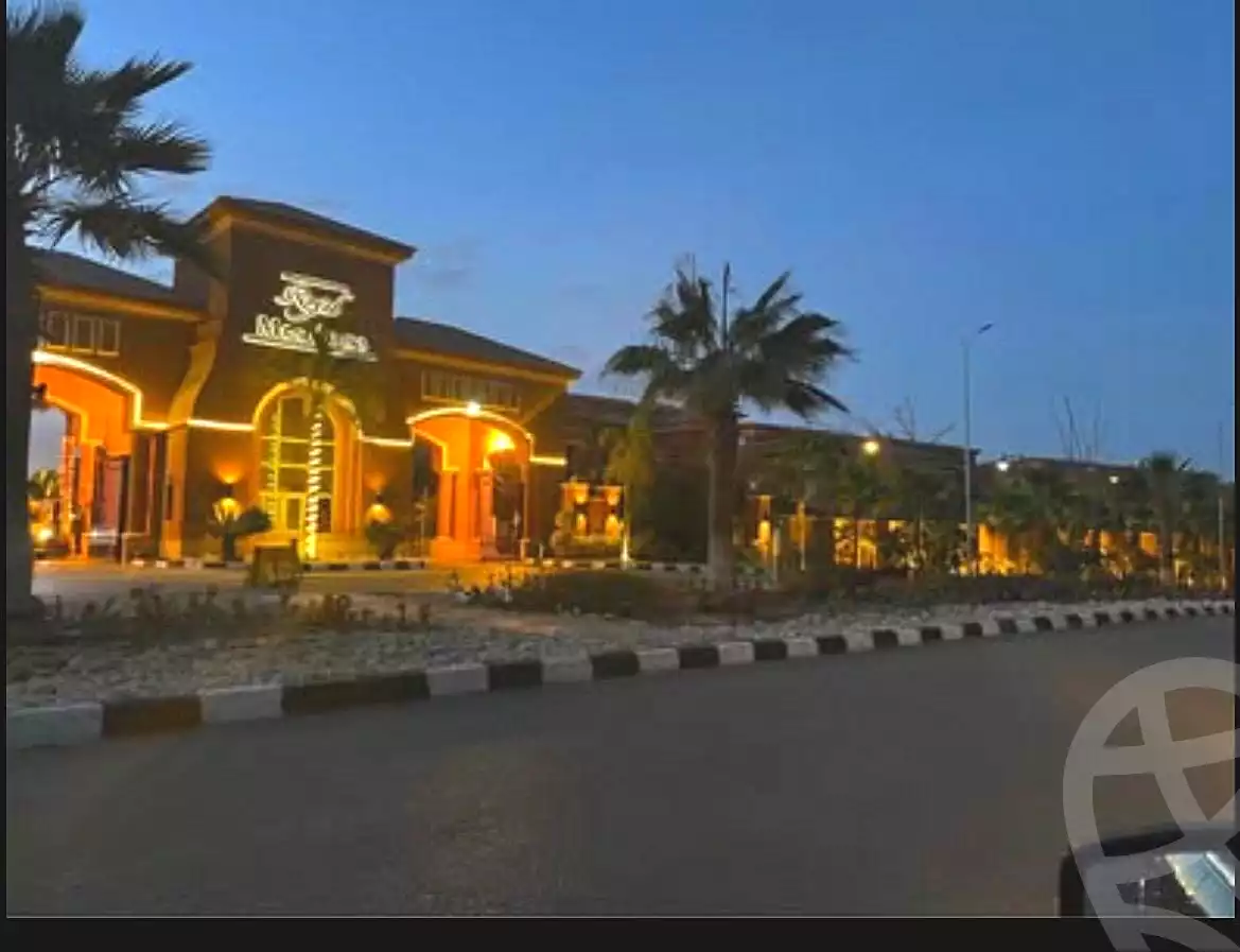 https://aqarmap.com.eg/en/listing/7162896-for-sale-cairo-el-sheikh-zayed-city-compounds-royal-meadows