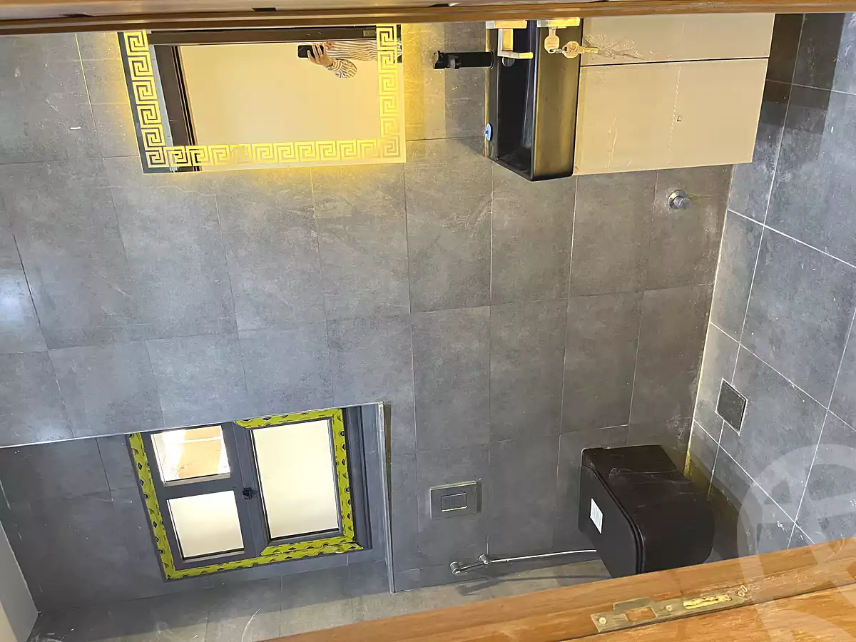 https://aqarmap.com.eg/en/listing/6935500-for-sale-cairo-new-cairo-compounds-dh-ykwn-2-ryzydns-styl-hwm