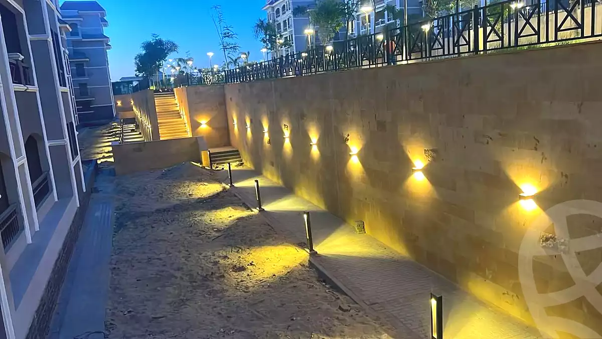https://aqarmap.com.eg/en/listing/7163476-for-sale-cairo-new-cairo-compounds-kmbwnd-lnyb-l-m