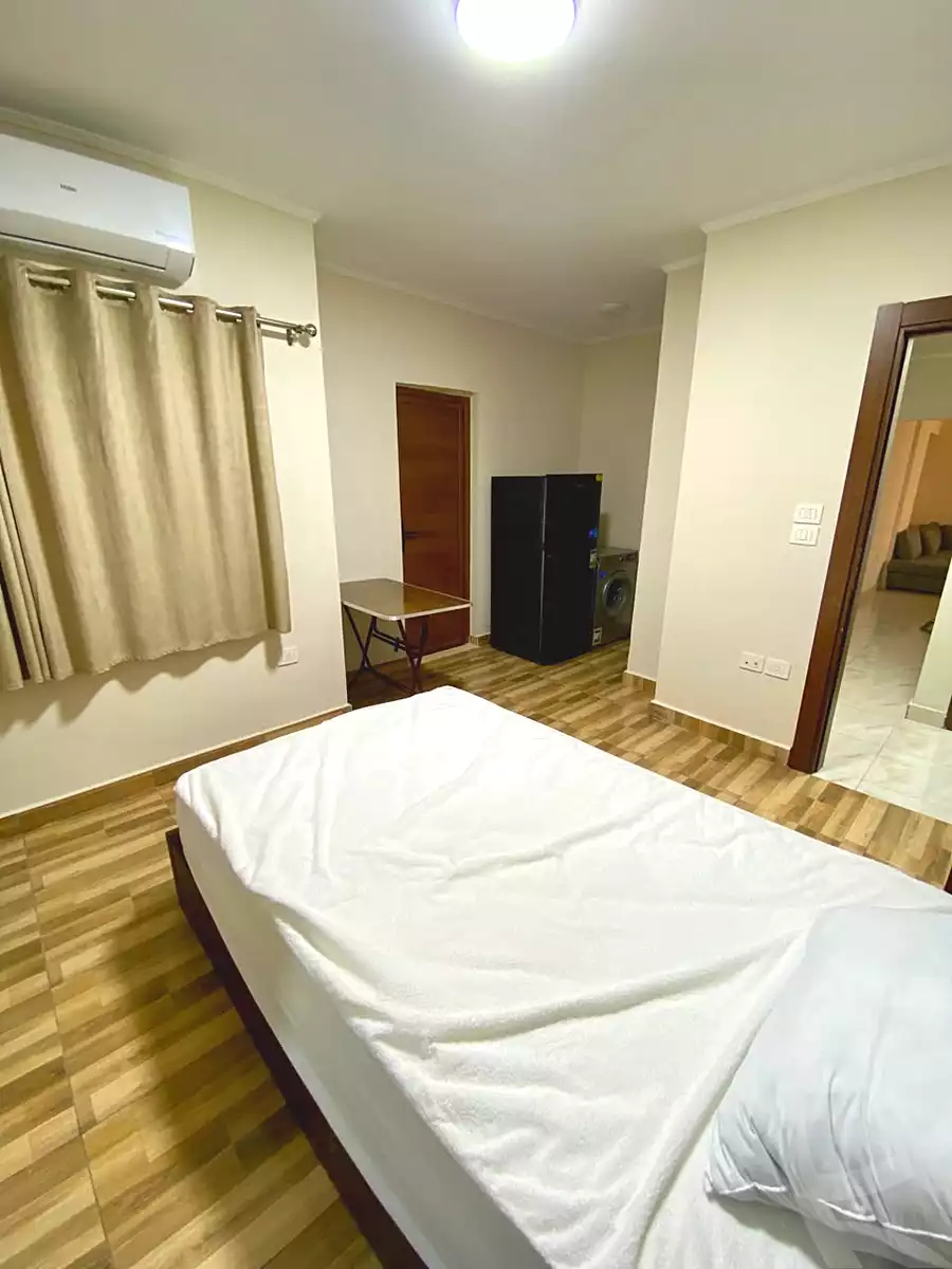 https://aqarmap.com.eg/ar/listing/7163742-for-rent-cairo-6th-of-october-el-ahyaa-neighborhood-2nd-divided-from-al-kafrawei-st