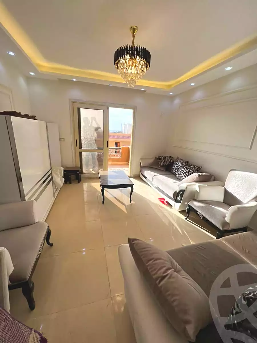 https://aqarmap.com.eg/en/listing/7163760-for-sale-cairo-el-sheikh-zayed-city-compounds-el-khamayel