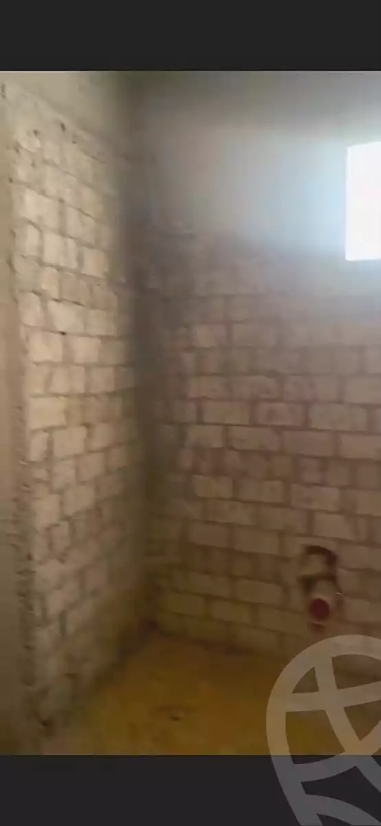 https://aqarmap.com.eg/en/listing/7163767-for-sale-cairo-el-sheikh-zayed-city-compounds-el-khamayel