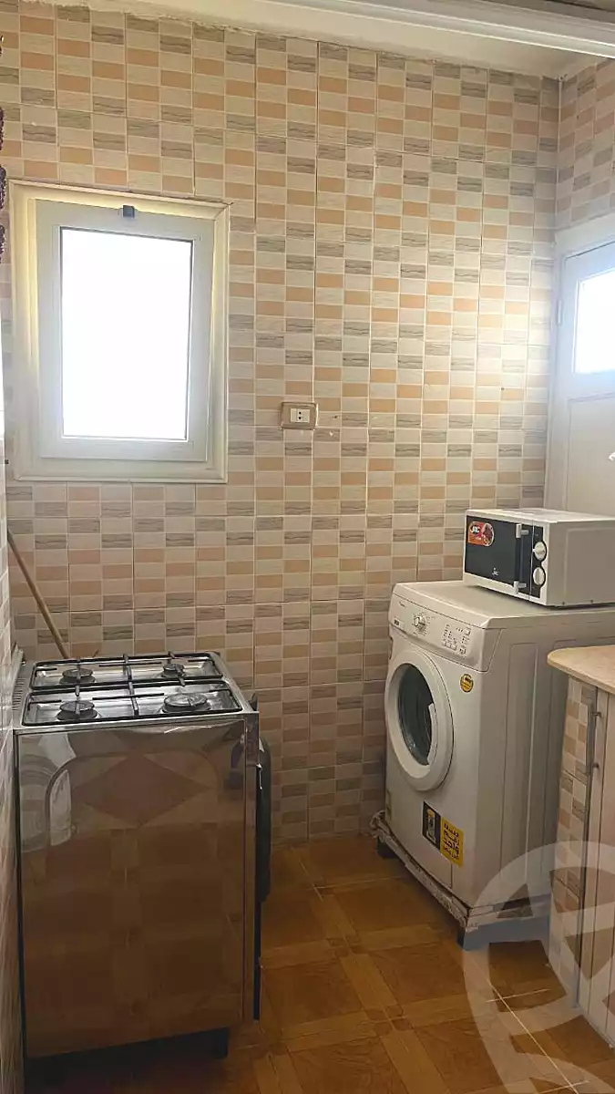 https://aqarmap.com.eg/ar/listing/7163781-for-sale-cairo-el-sheikh-zayed-city-el-hay-elawel-street-50