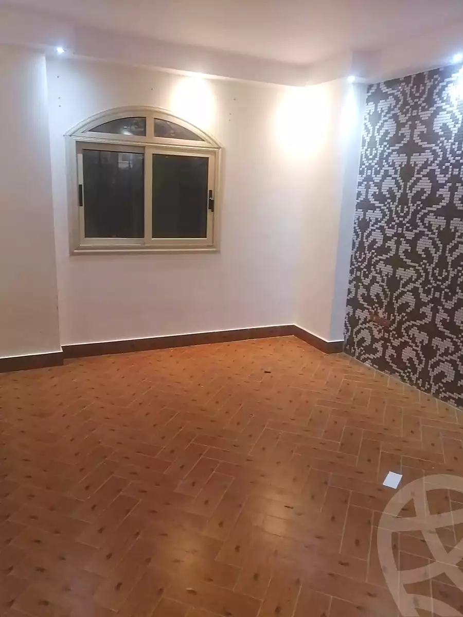 https://aqarmap.com.eg/ar/listing/7163902-for-sale-cairo-new-cairo-el-yassamin-el-yasmeen-3-mohamed-rahim-st