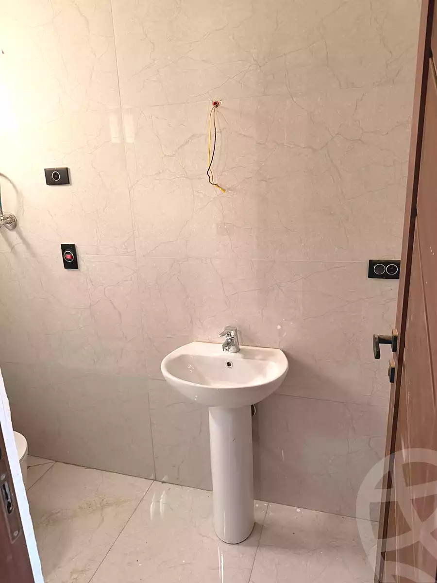 https://aqarmap.com.eg/en/listing/7163904-for-rent-cairo-el-sheikh-zayed-city-compounds-jn-2