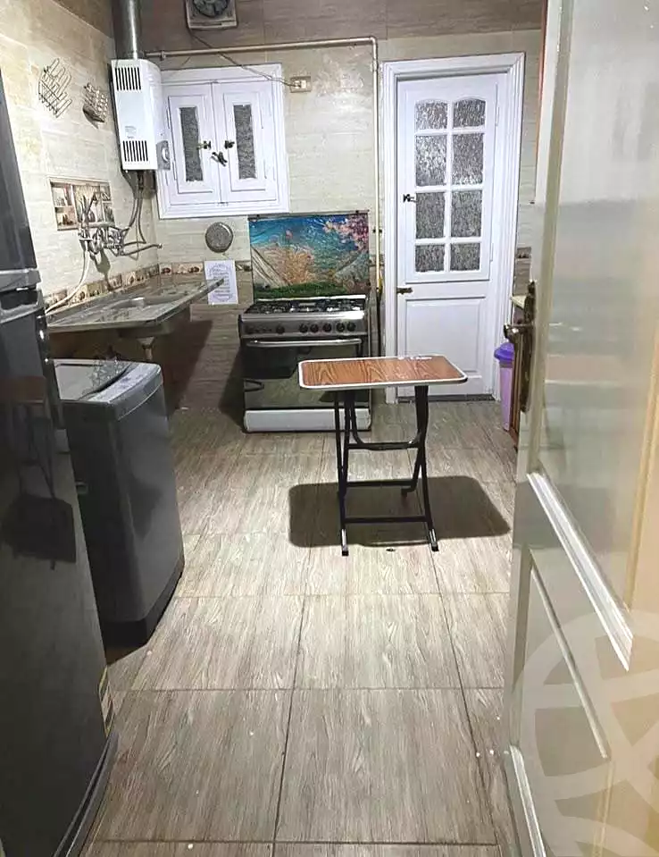 https://aqarmap.com.eg/ar/listing/7164046-for-rent-cairo-6th-of-october-el-ahyaa-neighborhood-1st-al-maahad