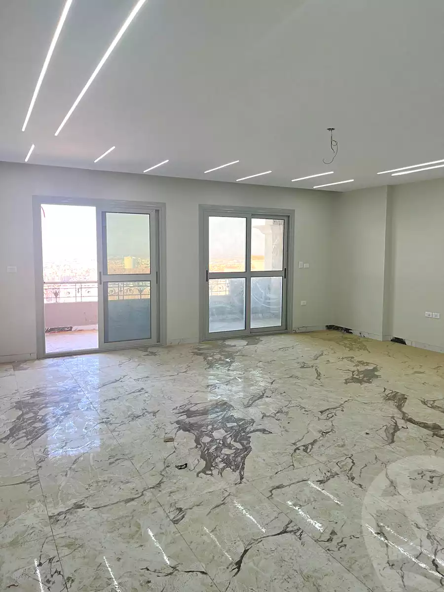 https://aqarmap.com.eg/ar/listing/7164105-for-rent-cairo-el-sheikh-zayed-city-compounds-el-khamayel