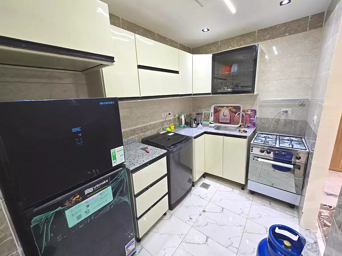 https://aqarmap.com.eg/ar/listing/7164131-for-rent-cairo-6th-of-october-mntq-fr-y-b-6-ktwbr