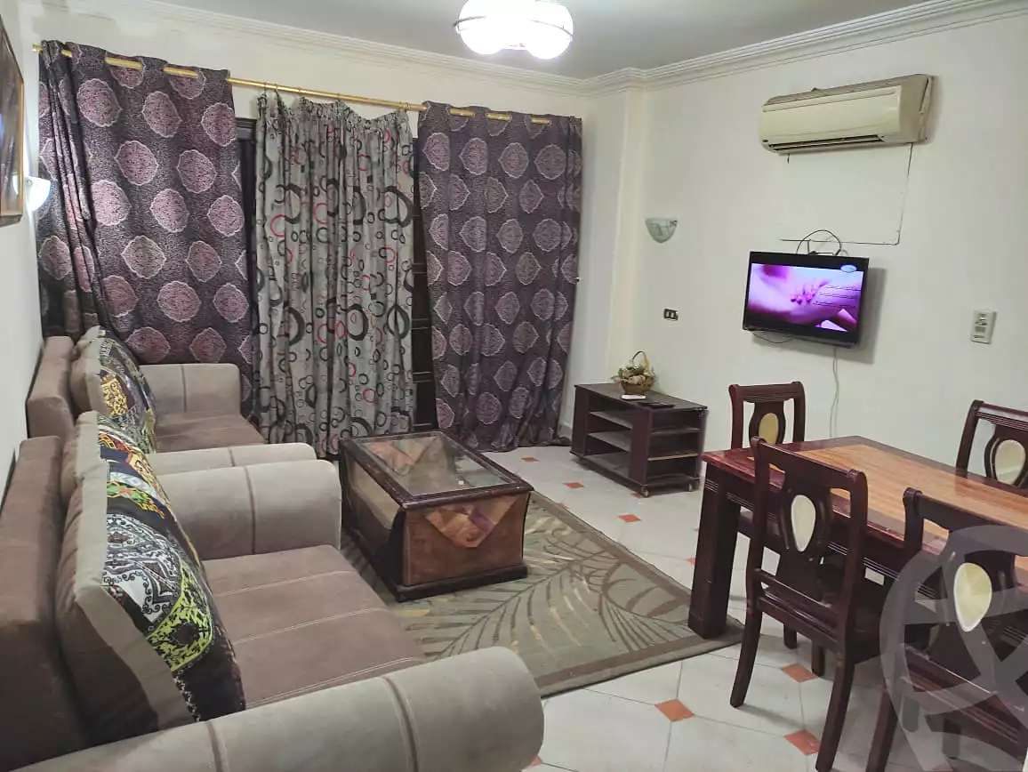 https://aqarmap.com.eg/ar/listing/7164129-for-sale-cairo-6th-of-october-el-ahyaa-neighborhood-1st-al-maahad