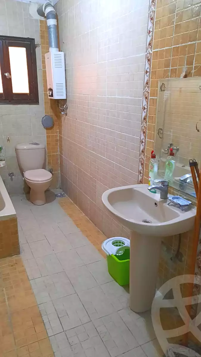https://aqarmap.com.eg/ar/listing/7164129-for-sale-cairo-6th-of-october-el-ahyaa-neighborhood-1st-al-maahad
