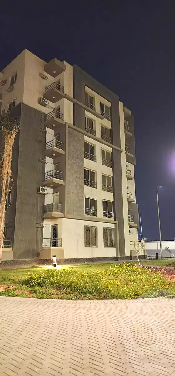 https://aqarmap.com.eg/ar/listing/7164145-for-rent-cairo-el-sheikh-zayed-city-compounds-jn-2