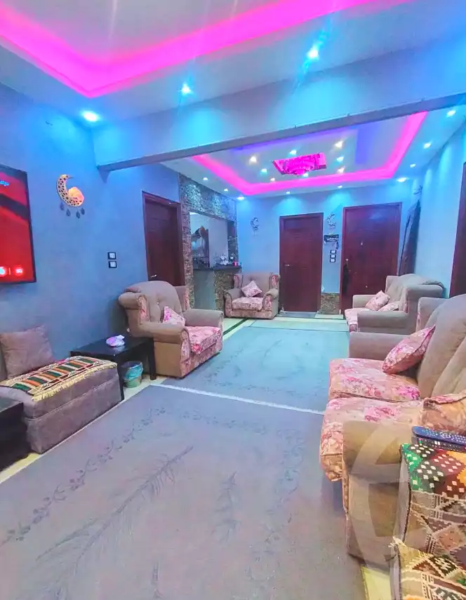 https://aqarmap.com.eg/ar/listing/7164808-for-sale-cairo-helwan-helwan-el-sharkeya-heidar-st