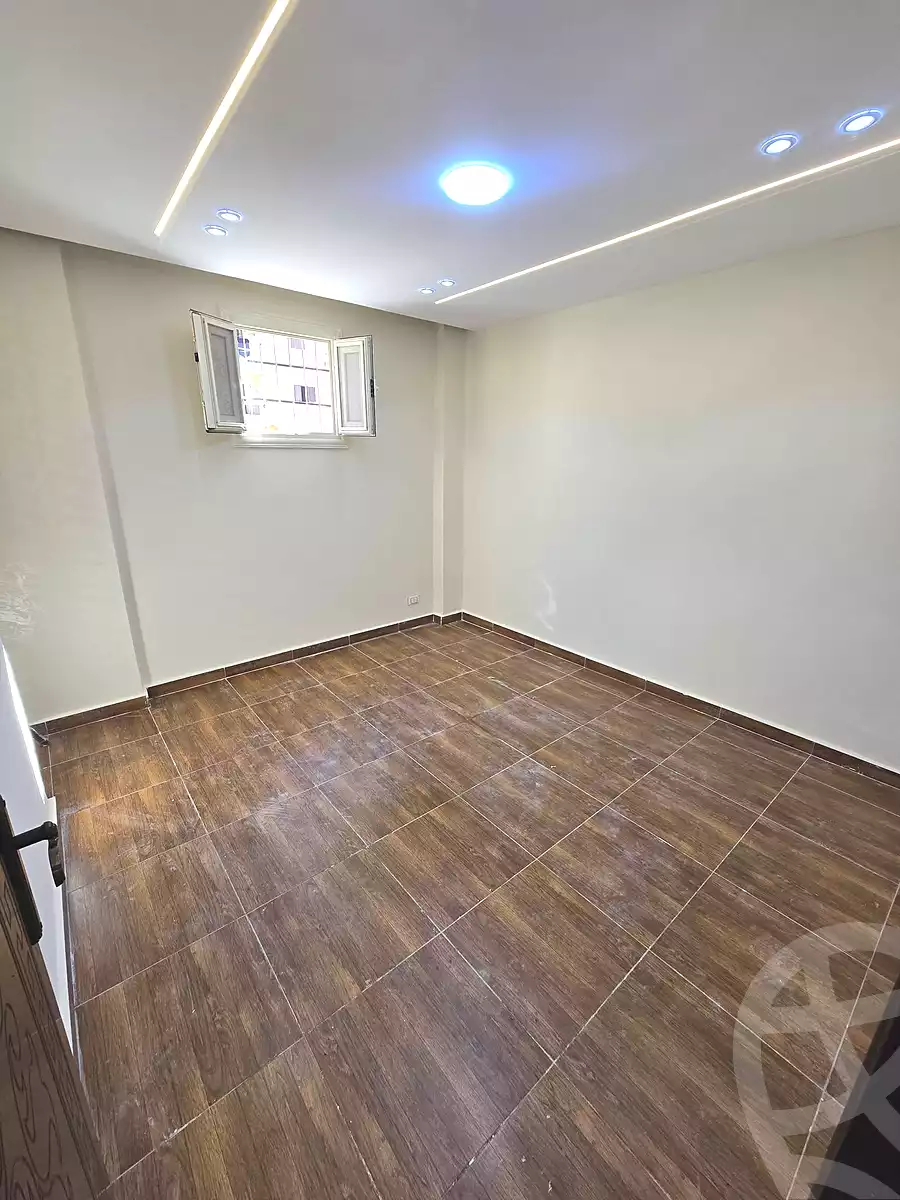 https://aqarmap.com.eg/ar/listing/7164804-for-sale-alexandria-miami-el-sebaey-st