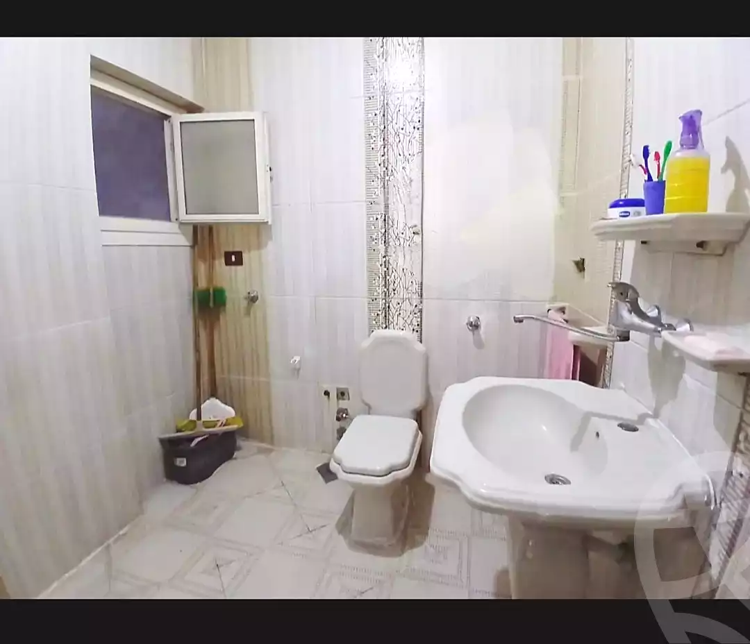 https://aqarmap.com.eg/ar/listing/7164823-for-sale-alexandria-krmwz