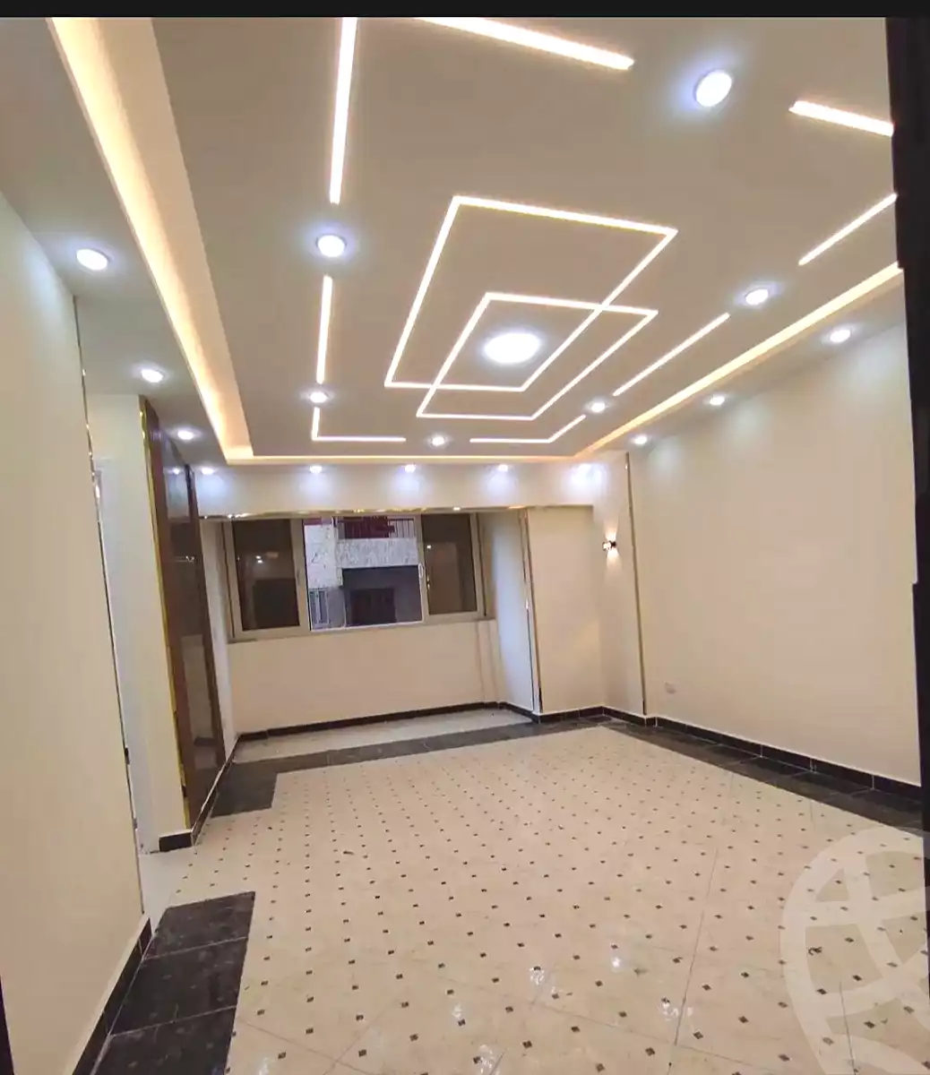 https://aqarmap.com.eg/ar/listing/7164851-for-sale-alexandria-miami-mahmoud-el-isawy-st