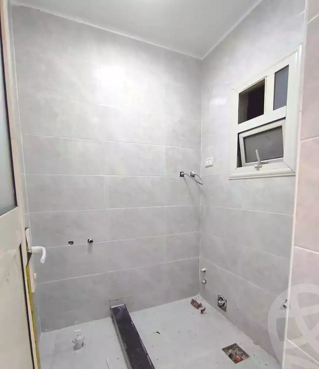 https://aqarmap.com.eg/ar/listing/7164851-for-sale-alexandria-miami-mahmoud-el-isawy-st