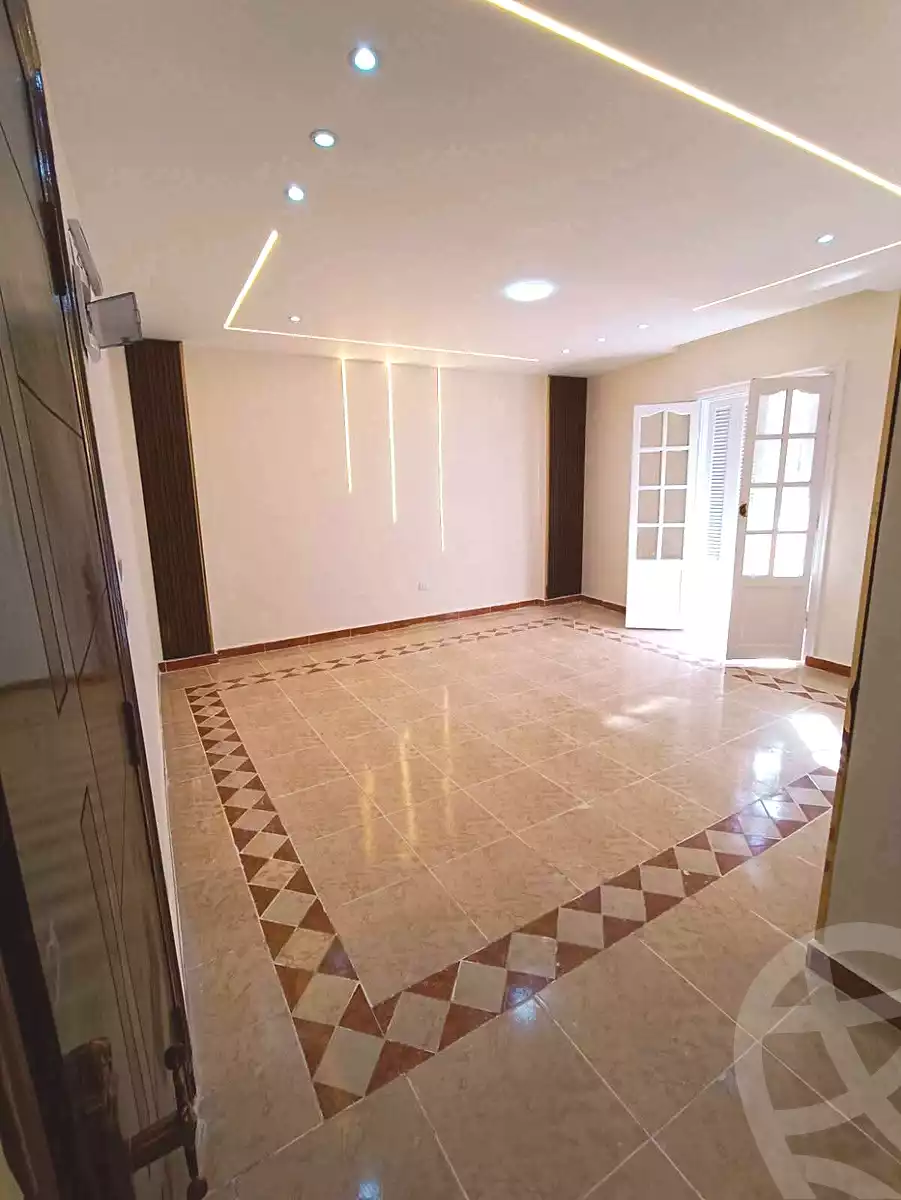 https://aqarmap.com.eg/ar/listing/7165068-for-sale-alexandria-sydy-bshr-sydy-bshr-bhry