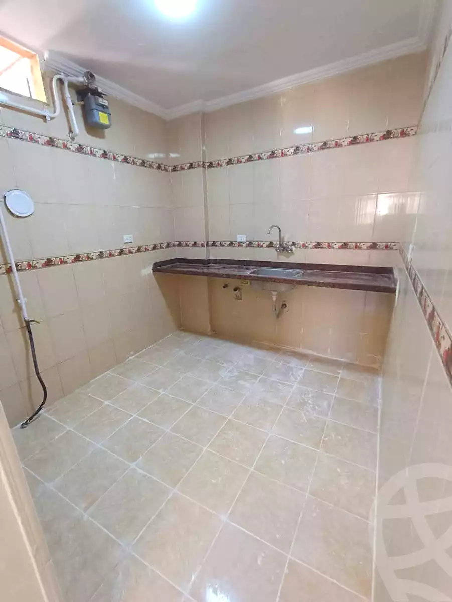 https://aqarmap.com.eg/ar/listing/7165068-for-sale-alexandria-sydy-bshr-sydy-bshr-bhry