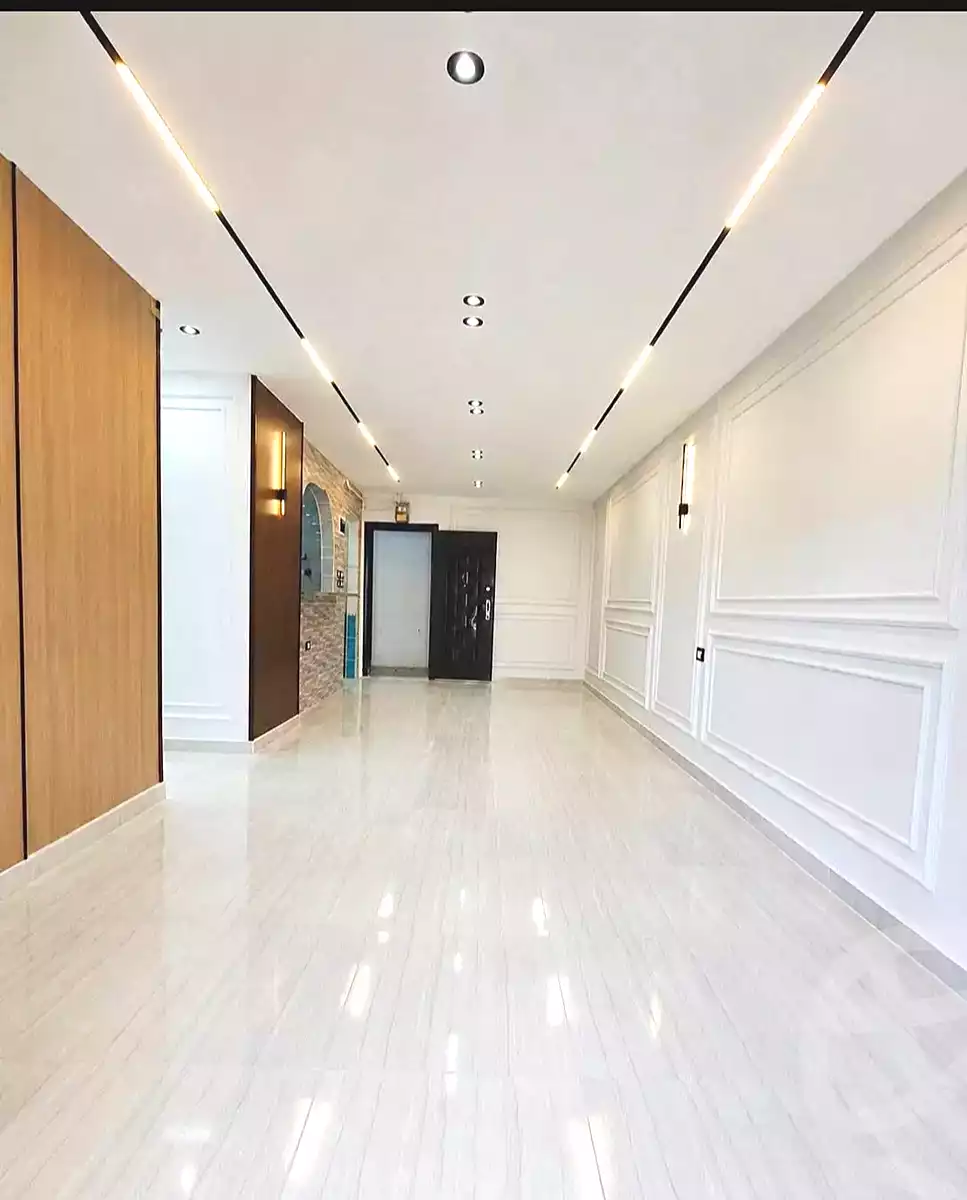 https://aqarmap.com.eg/en/listing/7165080-for-sale-alexandria-al-agamy-lbytsh-el-saleheen-mosque-st