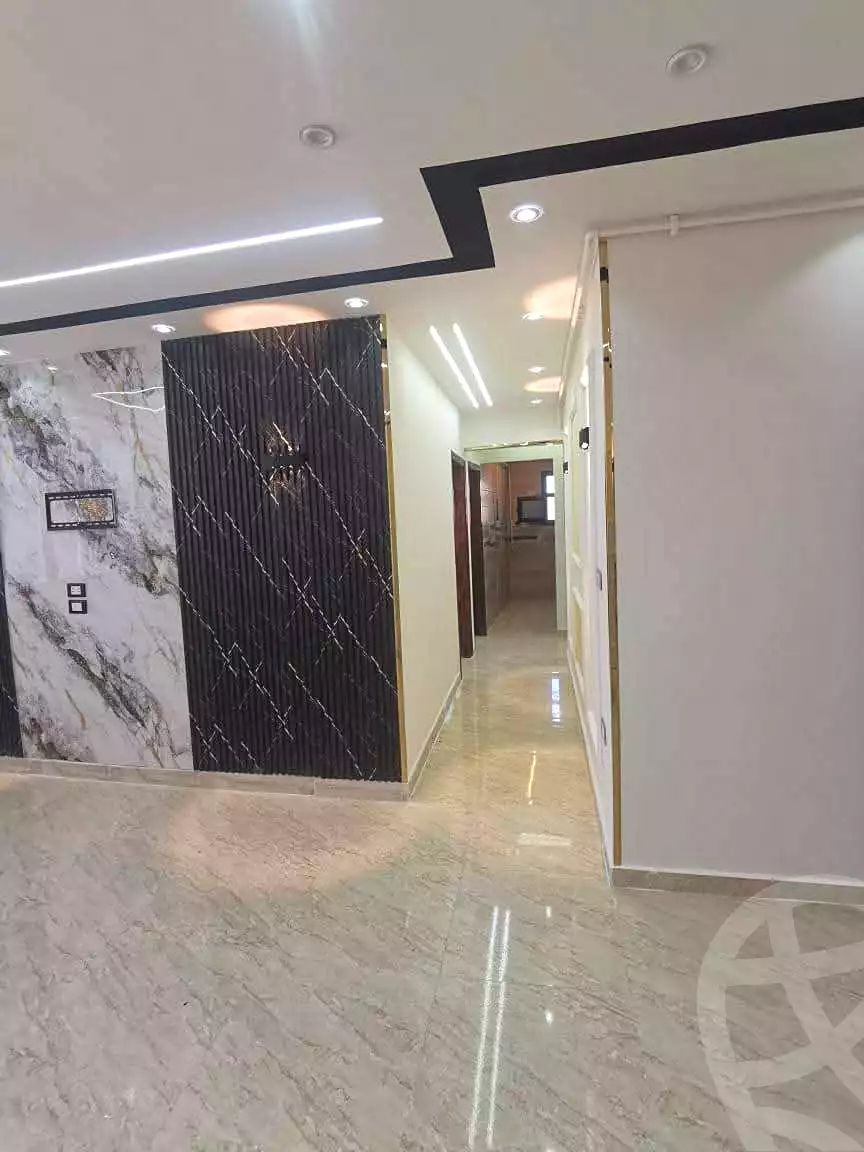 https://aqarmap.com.eg/ar/listing/7165091-for-sale-alexandria-sydy-bshr-sydy-bshr-bhry-shr-mhmwd-l-yswy