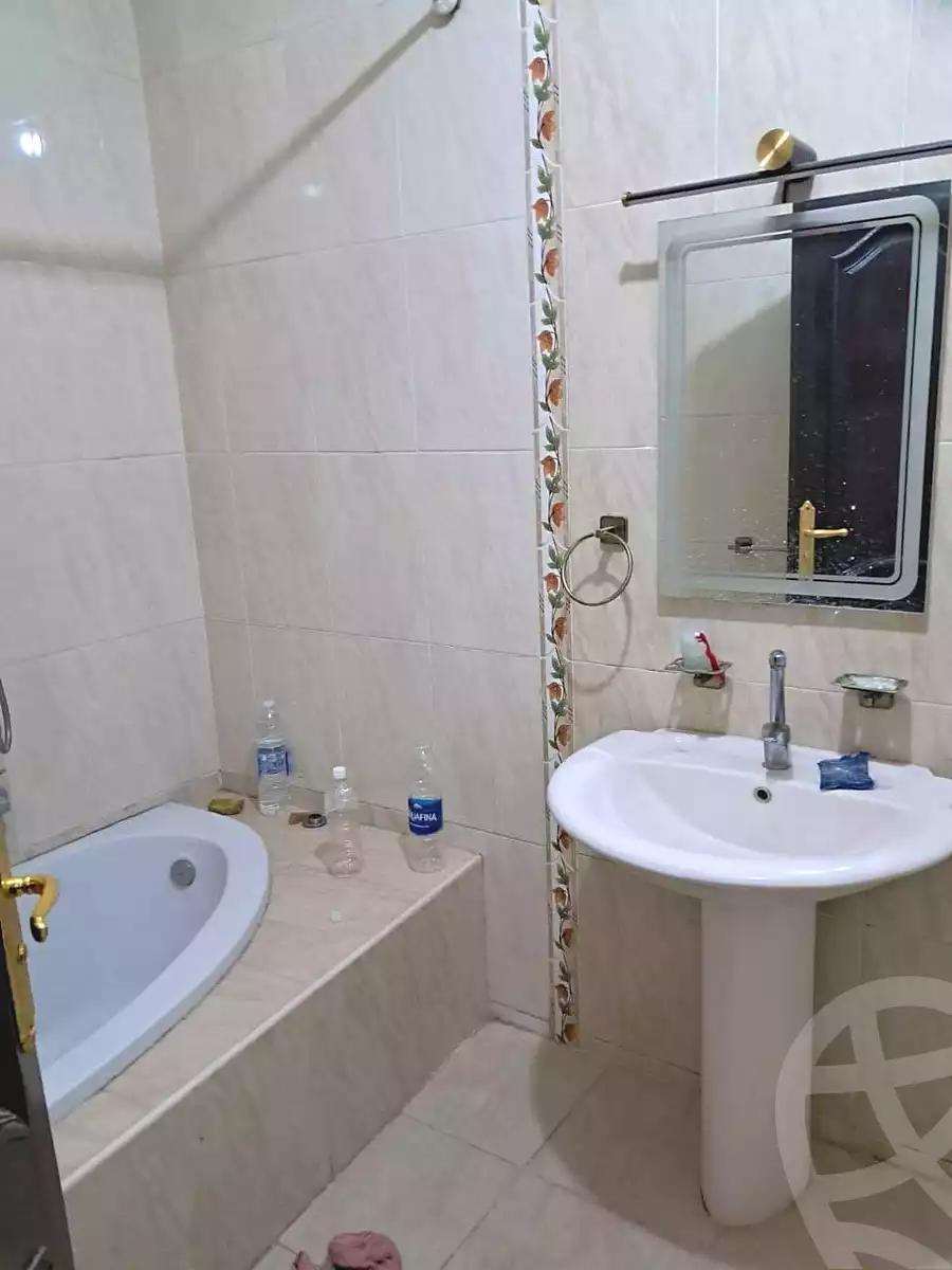 https://aqarmap.com.eg/ar/listing/7165293-for-sale-cairo-new-cairo-el-yassamin-el-yasmeen-3-mohamed-rahim-st