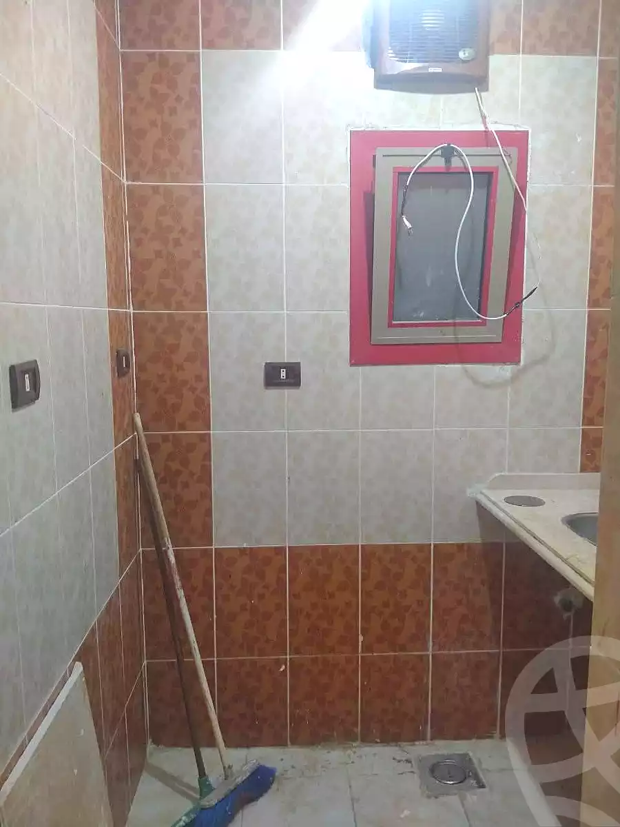 https://aqarmap.com.eg/ar/listing/7107989-for-rent-alexandria-al-agamy-el-hanouvel-al-asdakaa-st