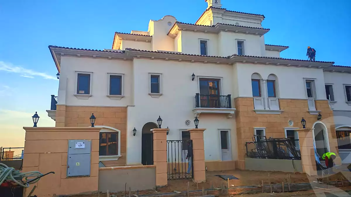 https://aqarmap.com.eg/ar/listing/7165354-for-sale-cairo-new-cairo-compounds-city-gate-sapphire-city-gate