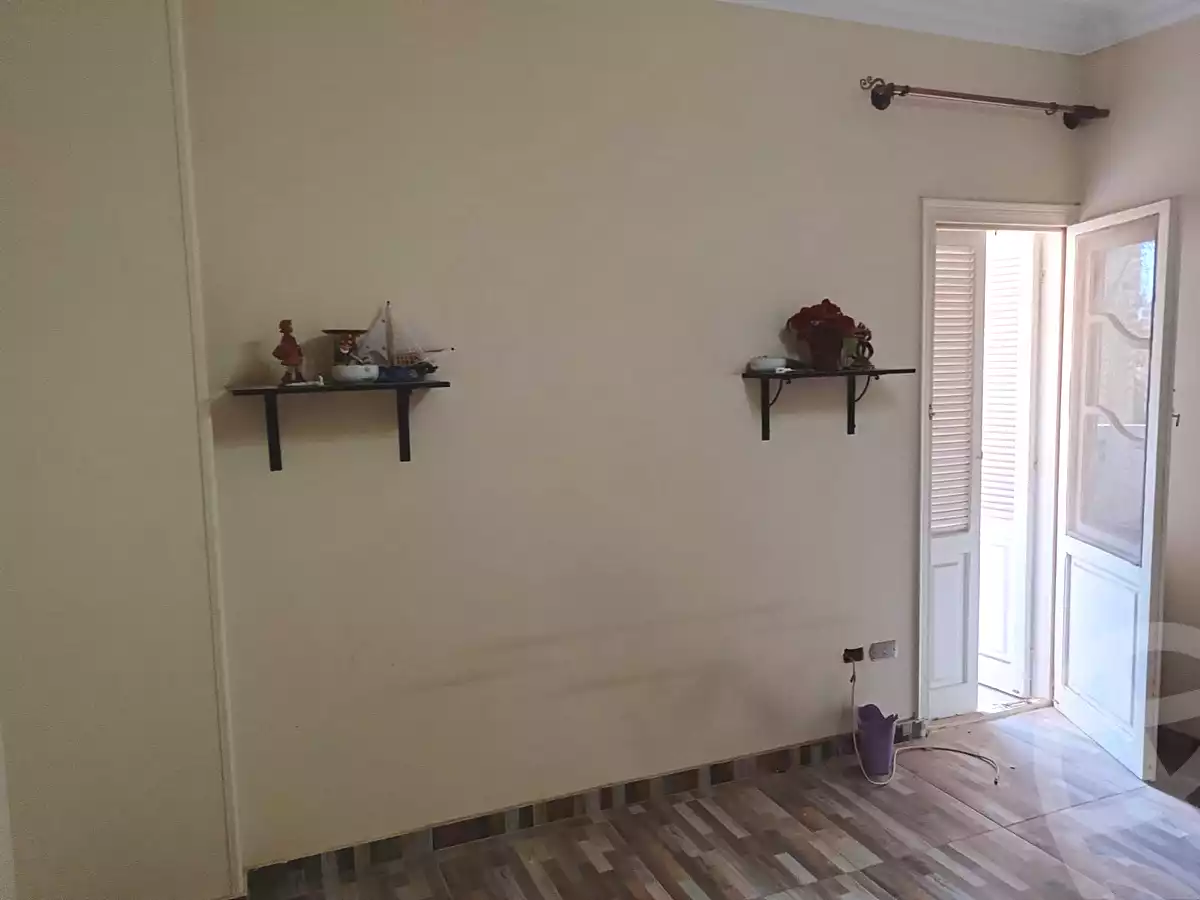https://aqarmap.com.eg/ar/listing/7165438-for-rent-cairo-6th-of-october-el-ahyaa-neighborhood-3rd-al-hay-al-thalith-st