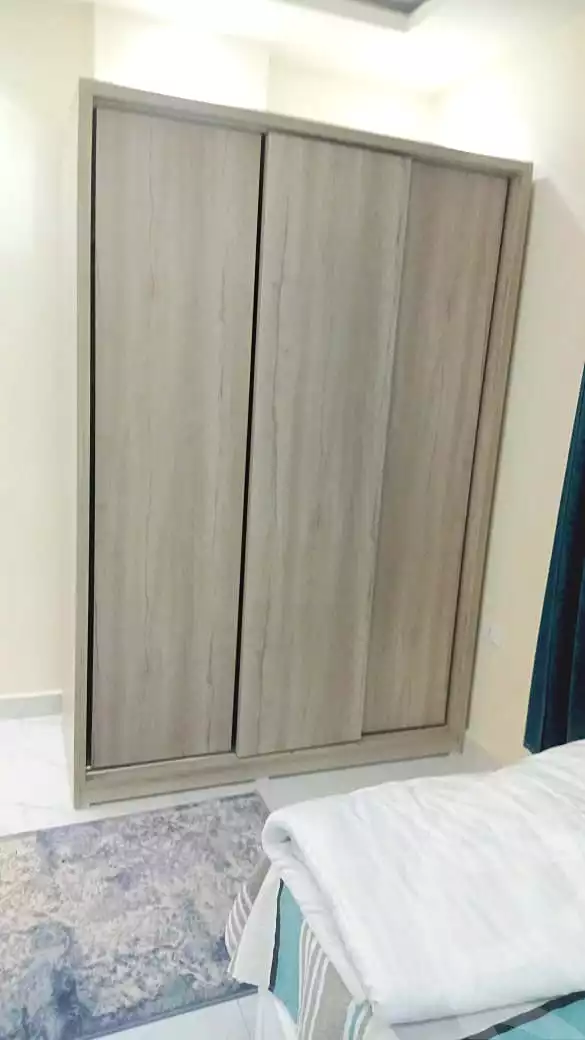https://aqarmap.com.eg/ar/listing/7165785-for-rent-cairo-6th-of-october-el-ahyaa-neighborhood-2nd-divided-from-al-kafrawei-st