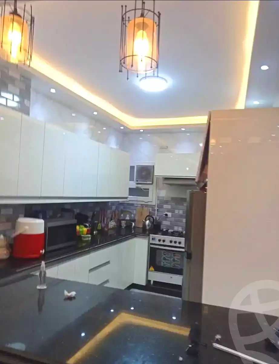 https://aqarmap.com.eg/ar/listing/7165950-for-sale-cairo-faisal-el-tawabeq-el-shaheed-ahmed-hamdy-st