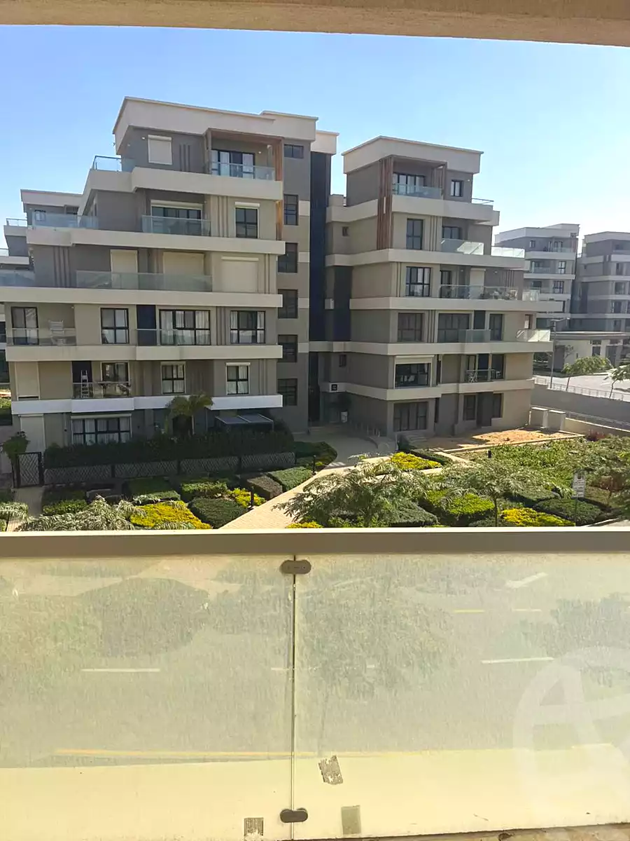 https://aqarmap.com.eg/ar/listing/7165947-for-sale-cairo-new-cairo-compounds-villette-kmbwnd-sky-kwndwz-swdyk-villette