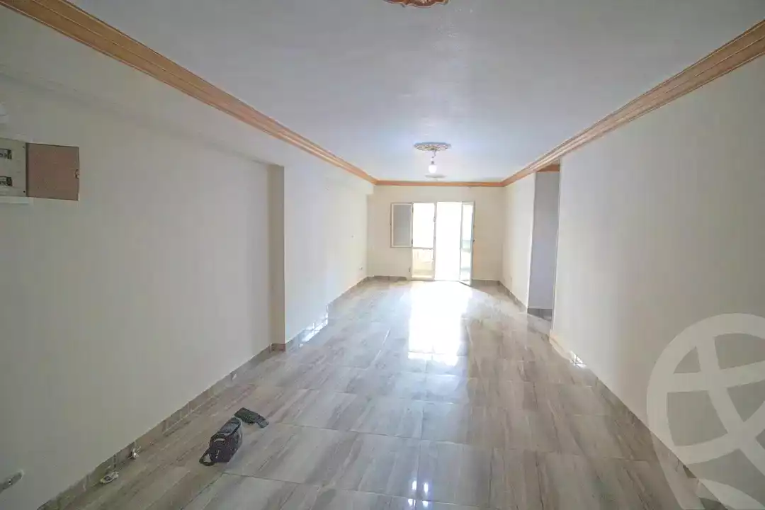 https://aqarmap.com.eg/en/listing/7166371-for-sale-alexandria-ganaklis