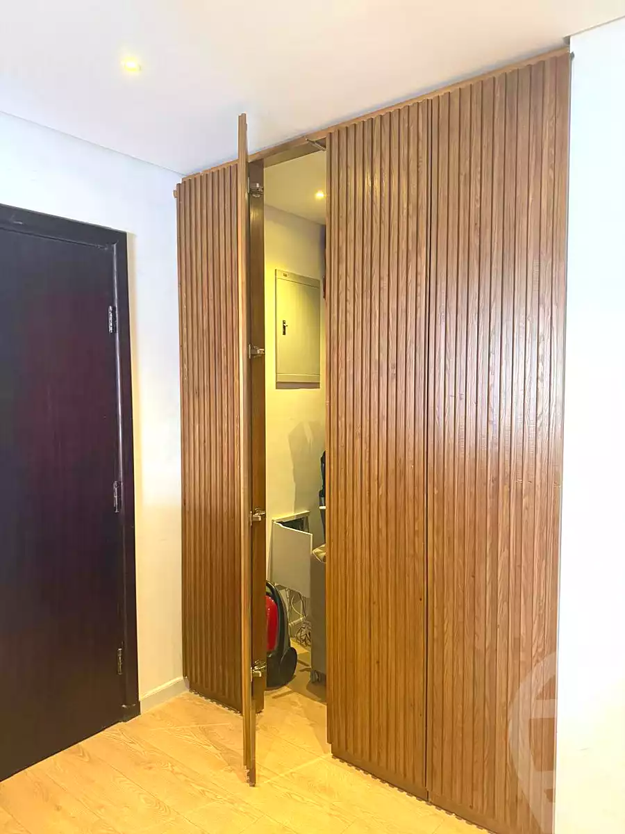 https://aqarmap.com.eg/en/listing/7166668-for-rent-cairo-new-cairo-compounds-hyde-park-centre-ville-hyde-park