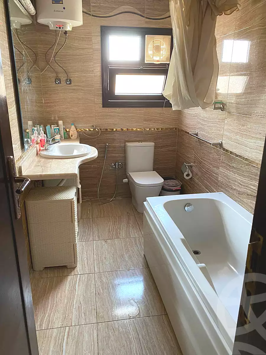 https://aqarmap.com.eg/ar/listing/7166692-for-sale-cairo-new-cairo-el-ahyaa-fifth-neighborhood-akhnaton-st