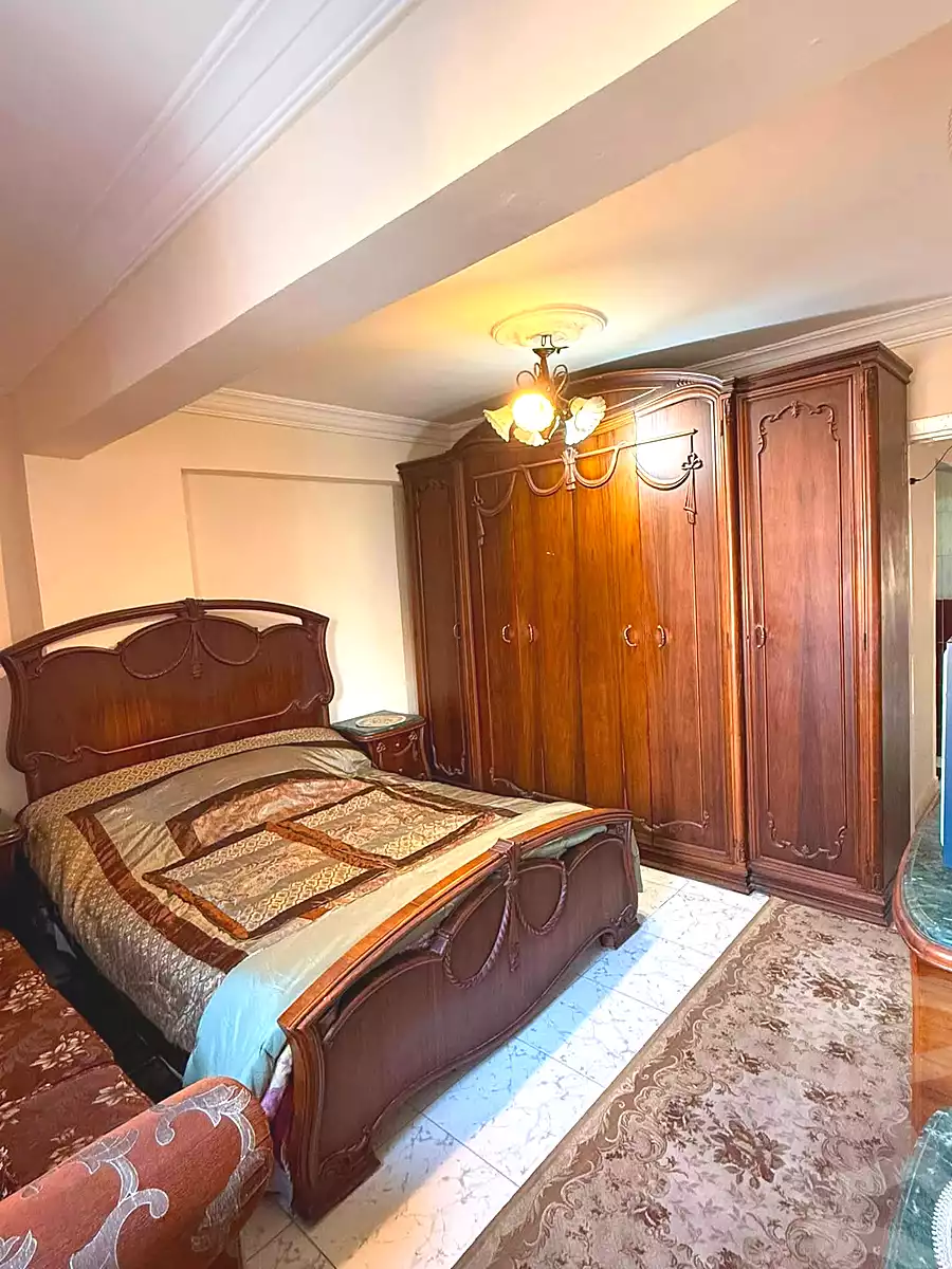 https://aqarmap.com.eg/ar/listing/7166803-for-sale-alexandria-sydy-bshr-sydy-bshr-bhry-ibrahim-el-sayed-st