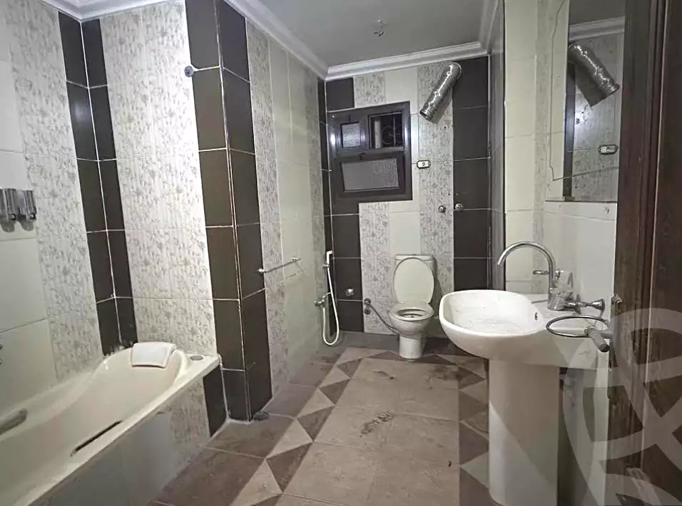https://aqarmap.com.eg/ar/listing/7166813-for-sale-cairo-el-haram-shareaa-el-talateny