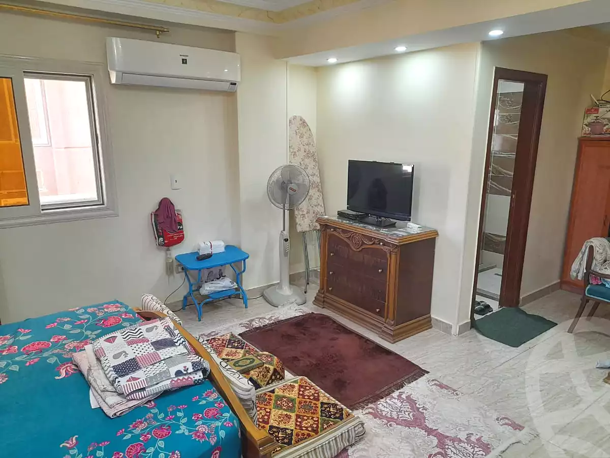 https://aqarmap.com.eg/ar/listing/7120931-for-sale-cairo-6th-of-october-el-ahyaa-neighborhood-2nd-divided-from-al-kafrawei-st