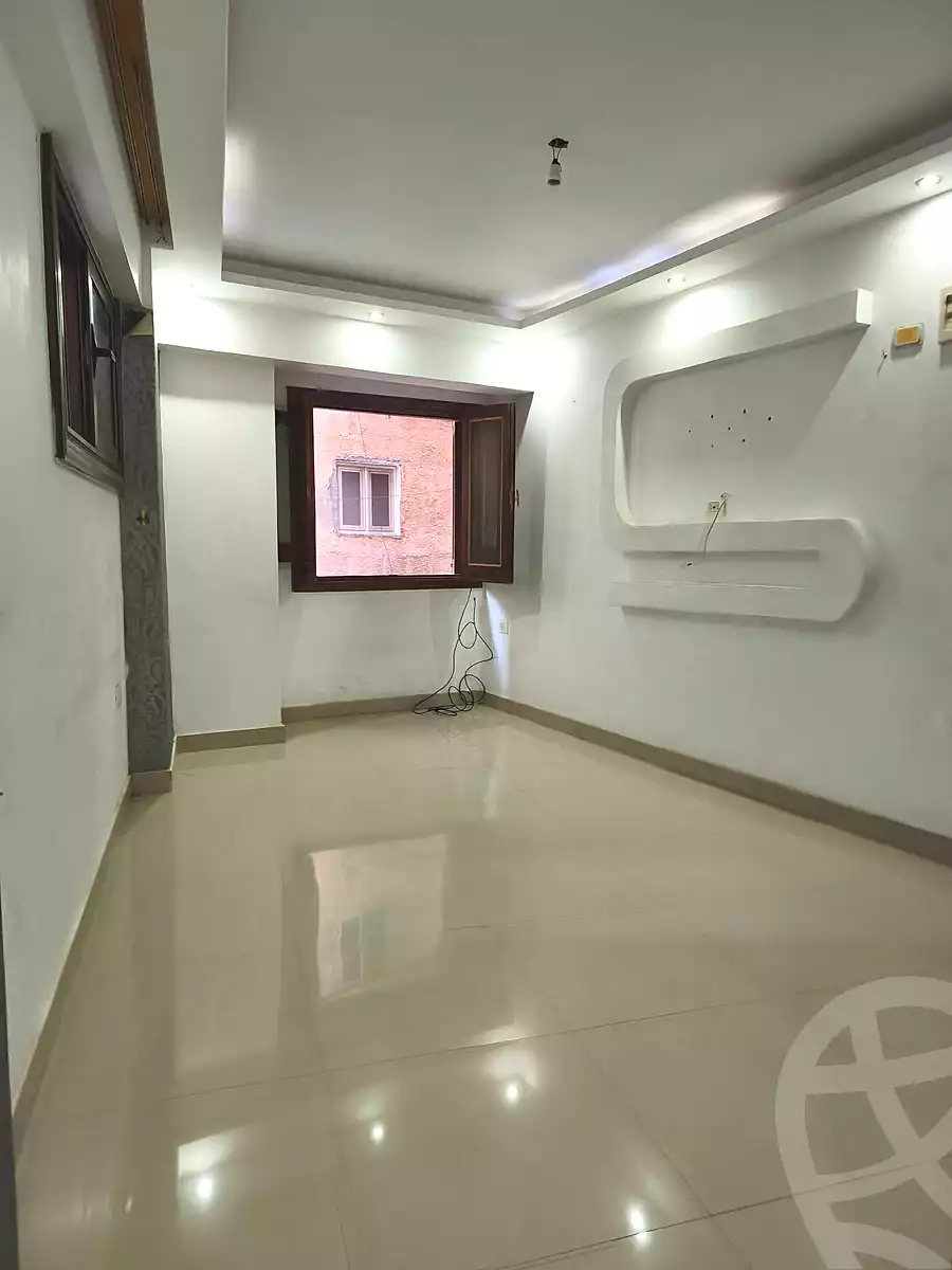https://aqarmap.com.eg/ar/listing/7167027-for-rent-alexandria-sydy-bshr-sydy-bshr-bhry