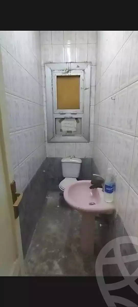 https://aqarmap.com.eg/en/listing/7167200-for-rent-cairo-downtown-tl-t-hrb