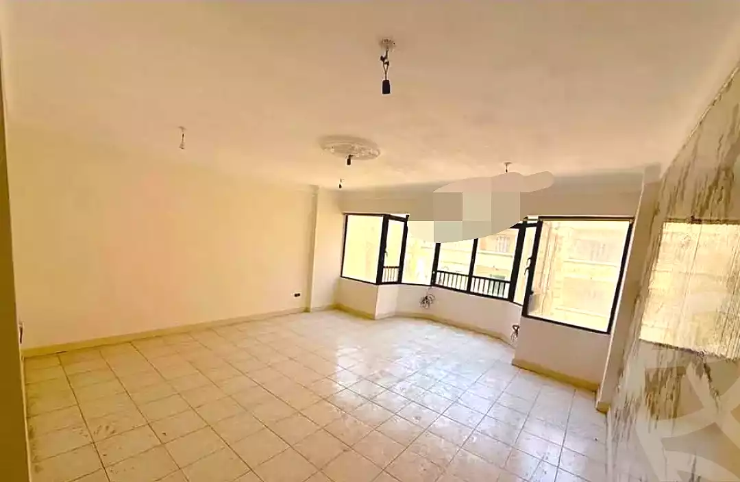 https://aqarmap.com.eg/en/listing/7167762-for-sale-alexandria-sydy-bshr-sydy-bshr-bhry-shr-khld-bn-lwlyd