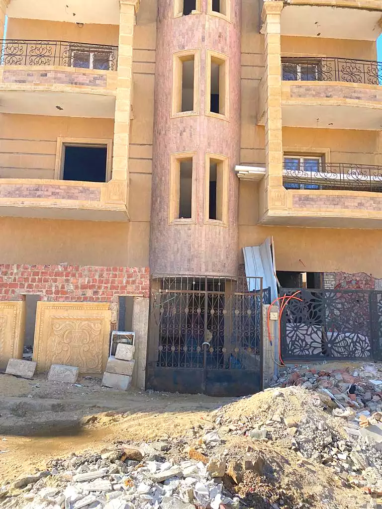 https://aqarmap.com.eg/ar/listing/7167785-for-sale-cairo-new-cairo-compounds-kmbwnd-ldf-lwtny