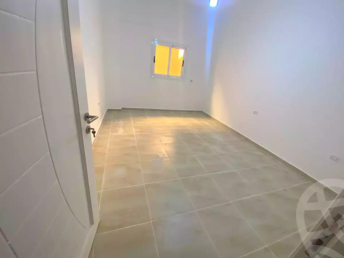 https://aqarmap.com.eg/ar/listing/7167785-for-sale-cairo-new-cairo-compounds-kmbwnd-ldf-lwtny