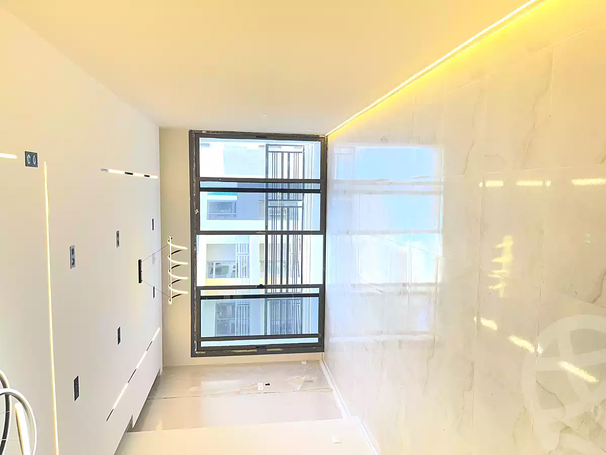 https://aqarmap.com.eg/ar/listing/6935500-for-rent-cairo-new-cairo-compounds-dh-ykwn-2-ryzydns-styl-hwm