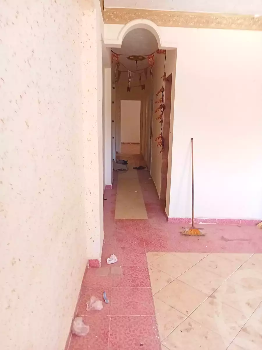 https://aqarmap.com.eg/ar/listing/7168018-for-sale-alexandria-al-agamy-bw-ywsf