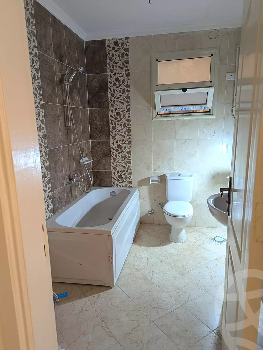 https://aqarmap.com.eg/ar/listing/7168091-for-sale-cairo-new-cairo-compounds-dar-misr-el-koronfel