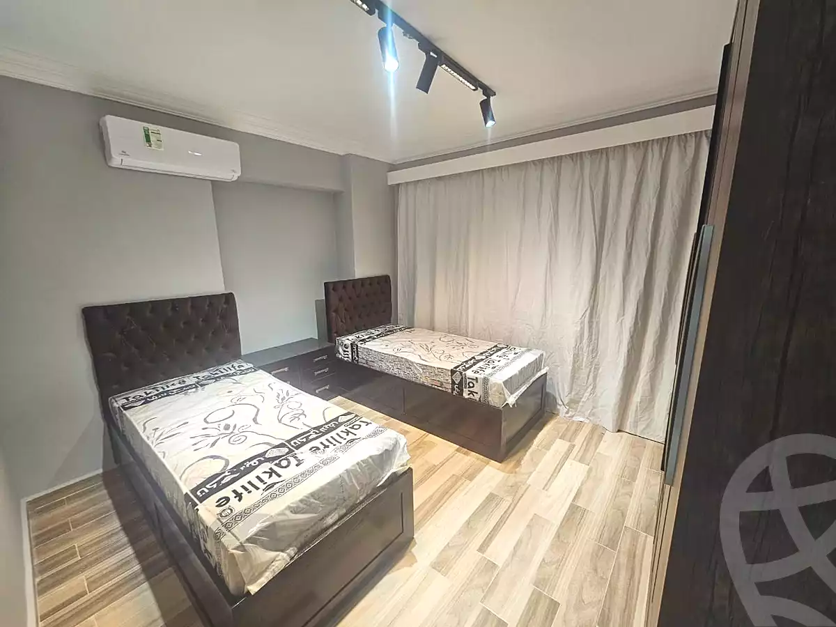 https://aqarmap.com.eg/ar/listing/7168162-for-rent-cairo-6th-of-october-compounds-jn-ktwbr