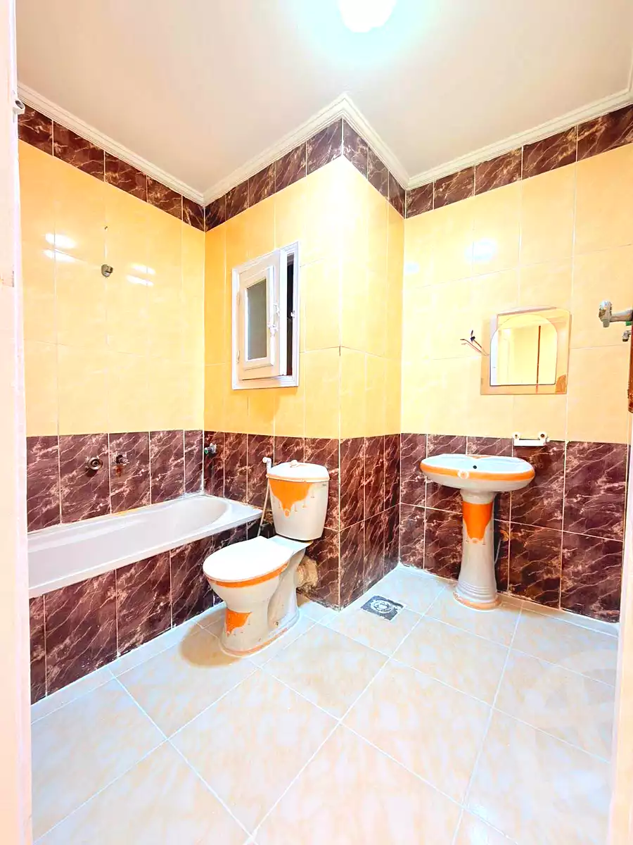 https://aqarmap.com.eg/ar/listing/7168635-for-sale-alexandria-al-agamy