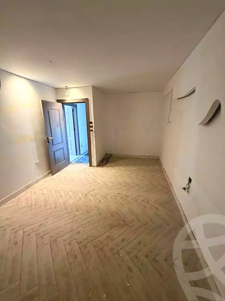 https://aqarmap.com.eg/en/listing/7168674-for-rent-alexandria-kafr-abdo-sant-giyn-st