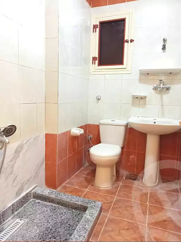 https://aqarmap.com.eg/ar/listing/7169022-for-sale-alexandria-sydy-bshr-sydy-bshr-bhry-khalil-hamada-st