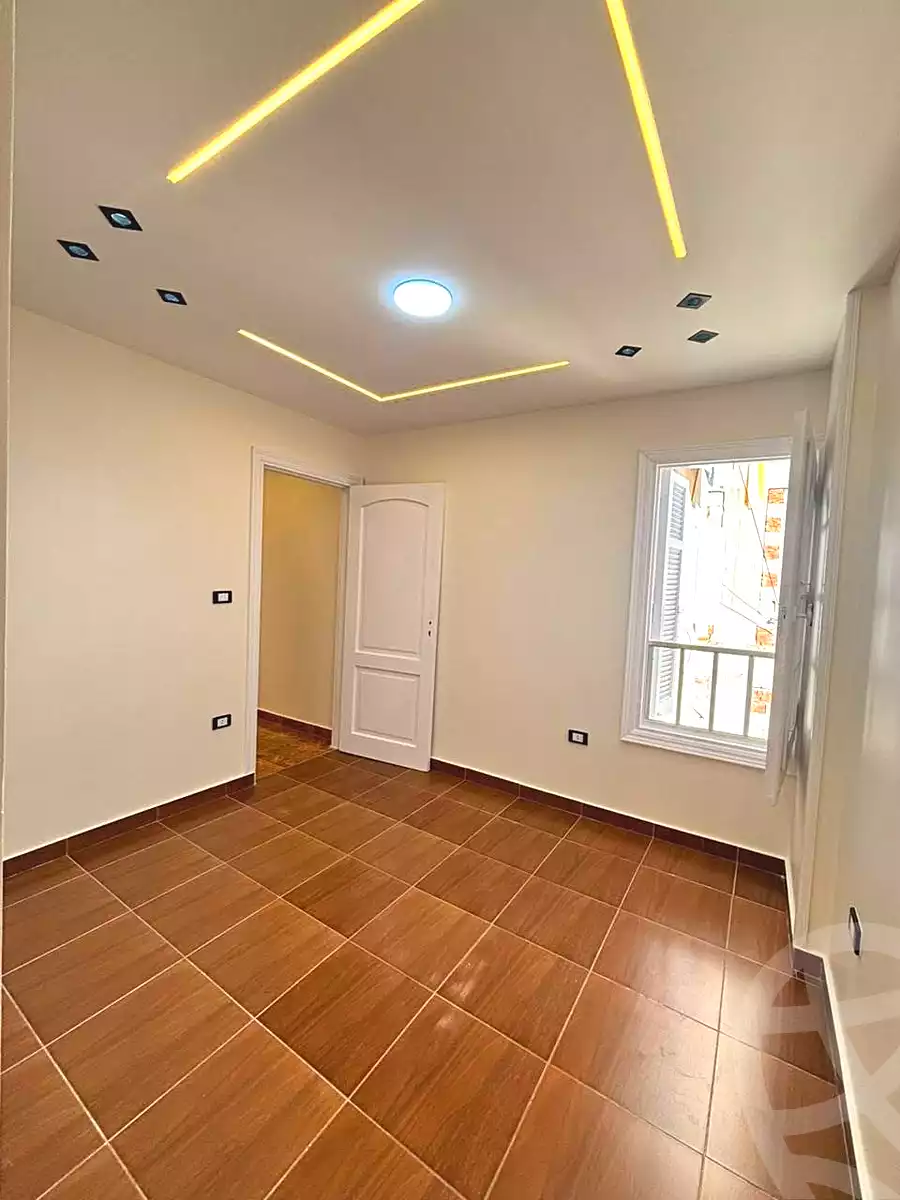 https://aqarmap.com.eg/ar/listing/7169249-for-sale-alexandria-miami-street-56